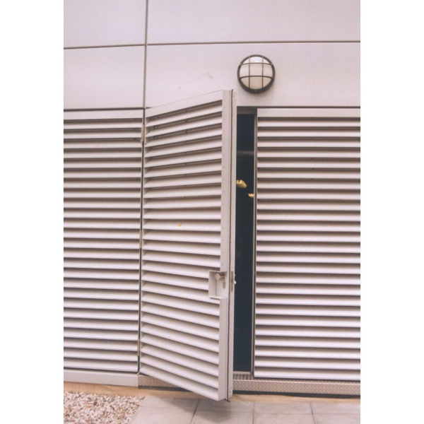 Grilles de bardage ventilées Linius